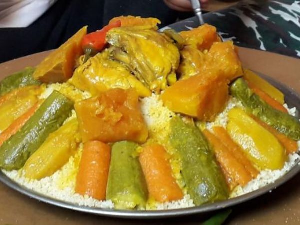 You are currently viewing La Rose des Sables – Randonnée de 5 jours dans le désert à dos de dromadaire – Méharée