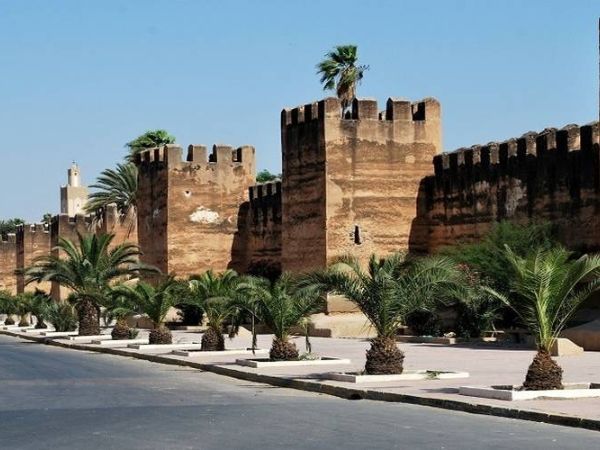 Lire la suite à propos de l’article Circuit 4 jours départ Agadir : Agadir-Lagzira-La Plage blanche-Taroudant-Agadir – En 4X4